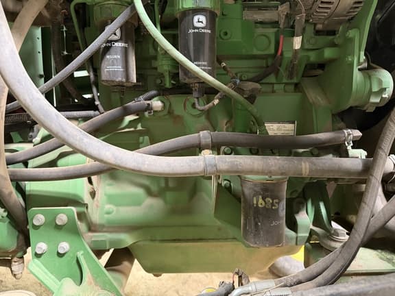 Image of John Deere A400 equipment image 4