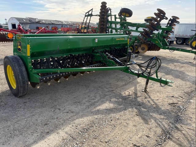 Image of John Deere BD1113 equipment image 2