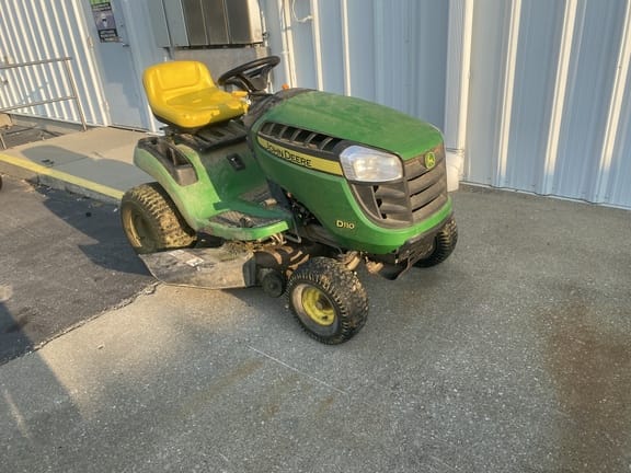 Main image John Deere D110