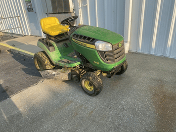 Main image John Deere D110