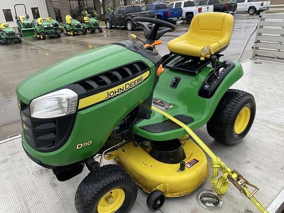 John deere best sale d110 riding mower