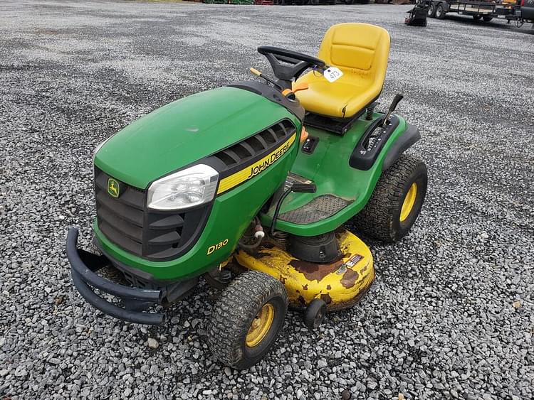 John deere d130 riding mower hot sale