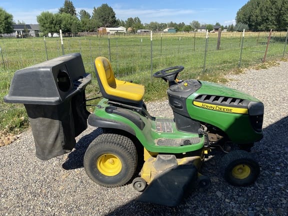 2012 John Deere D140 Equipment Image0