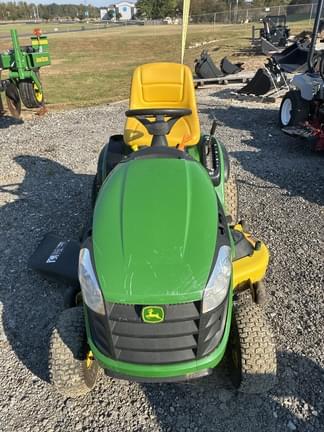 Image of John Deere D140 equipment image 3