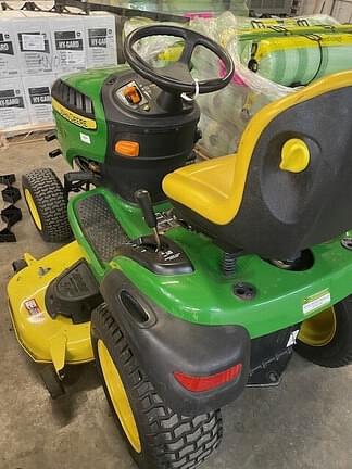 Image of John Deere D170 equipment image 3