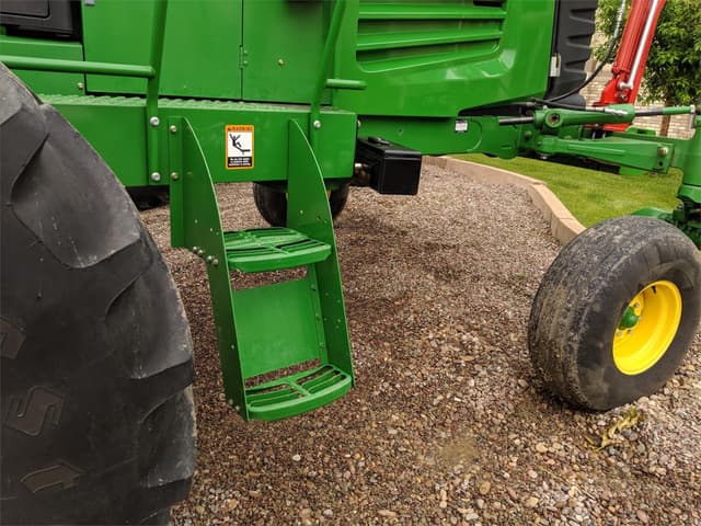 Image of John Deere D450 equipment image 4