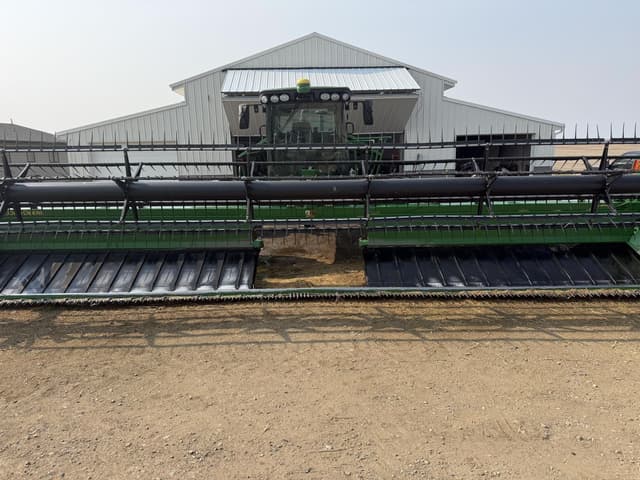 Image of John Deere D450 equipment image 4