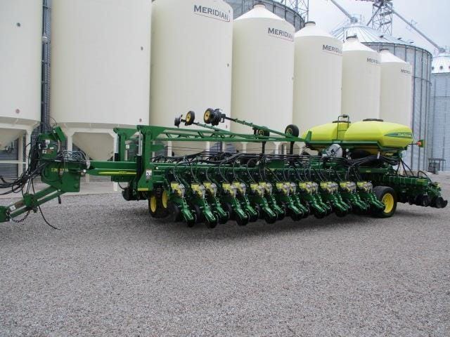 Main image John Deere DB60