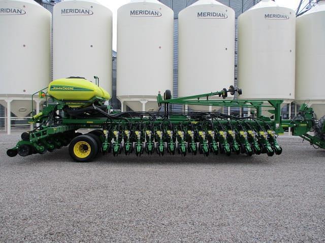 Image of John Deere DB60 equipment image 3