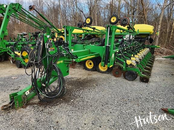 Image of John Deere DB60 equipment image 1