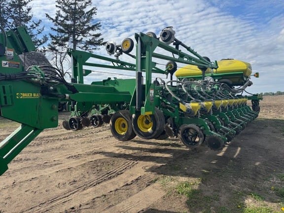 2012 John Deere DB60 Equipment Image0