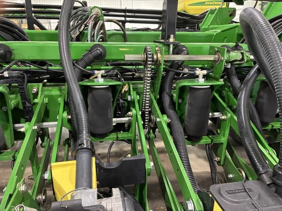 Image of John Deere DB60 equipment image 2