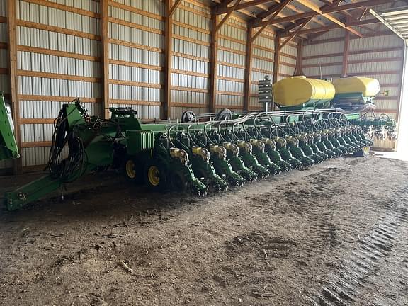 Image of John Deere DB80 equipment image 1
