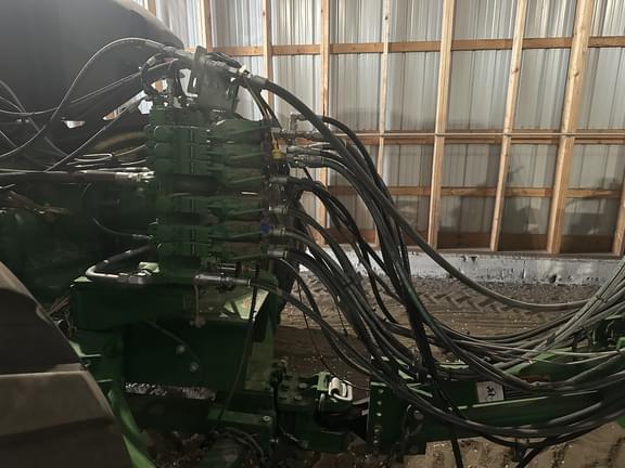 Image of John Deere DB88 equipment image 2