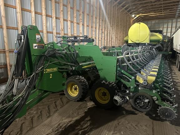 Image of John Deere DB88 Primary image