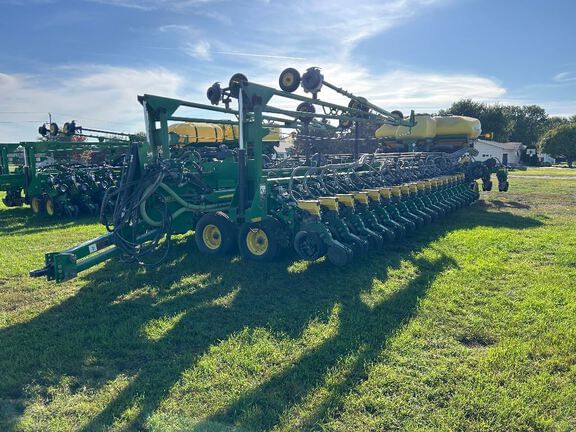 2012 John Deere DB88 Equipment Image0