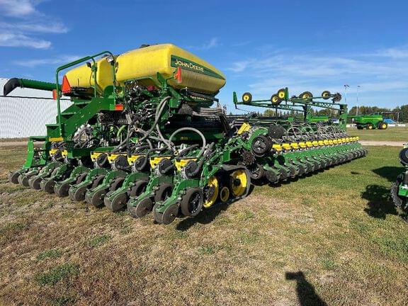 Image of John Deere DB88 equipment image 2