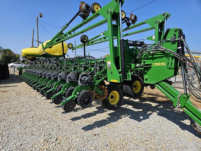 Image of John Deere DB90 equipment image 1