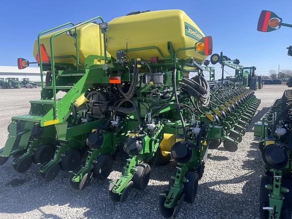 Image of John Deere DB90 equipment image 4