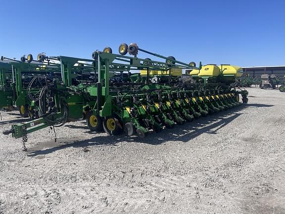 Image of John Deere DB90 Primary image