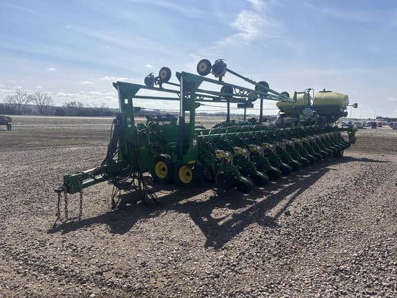 Image of John Deere DB90 equipment image 4