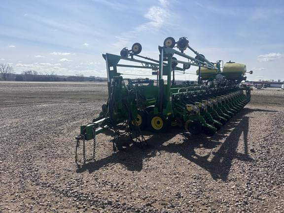 Image of John Deere DB90 equipment image 4