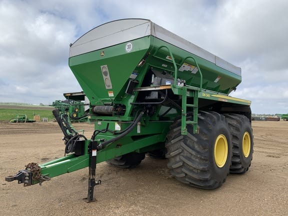 Main image John Deere DN345