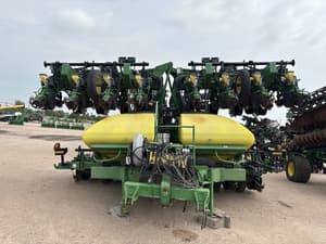 2012 John Deere DR24 Image