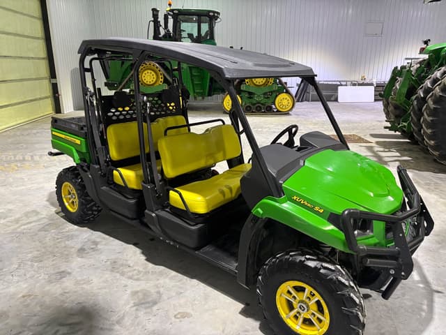 Image of John Deere Gator XUV 550 equipment image 4