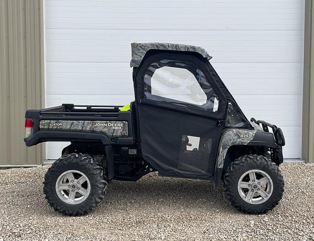 Image of John Deere Gator XUV 825i equipment image 2