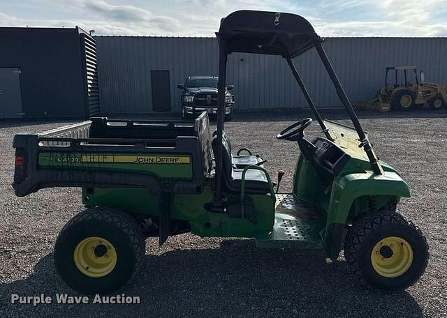 Image of John Deere Gator equipment image 3