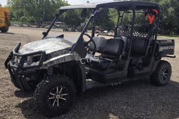 Main image John Deere XUV 550