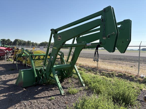 Image of John Deere H480 equipment image 1