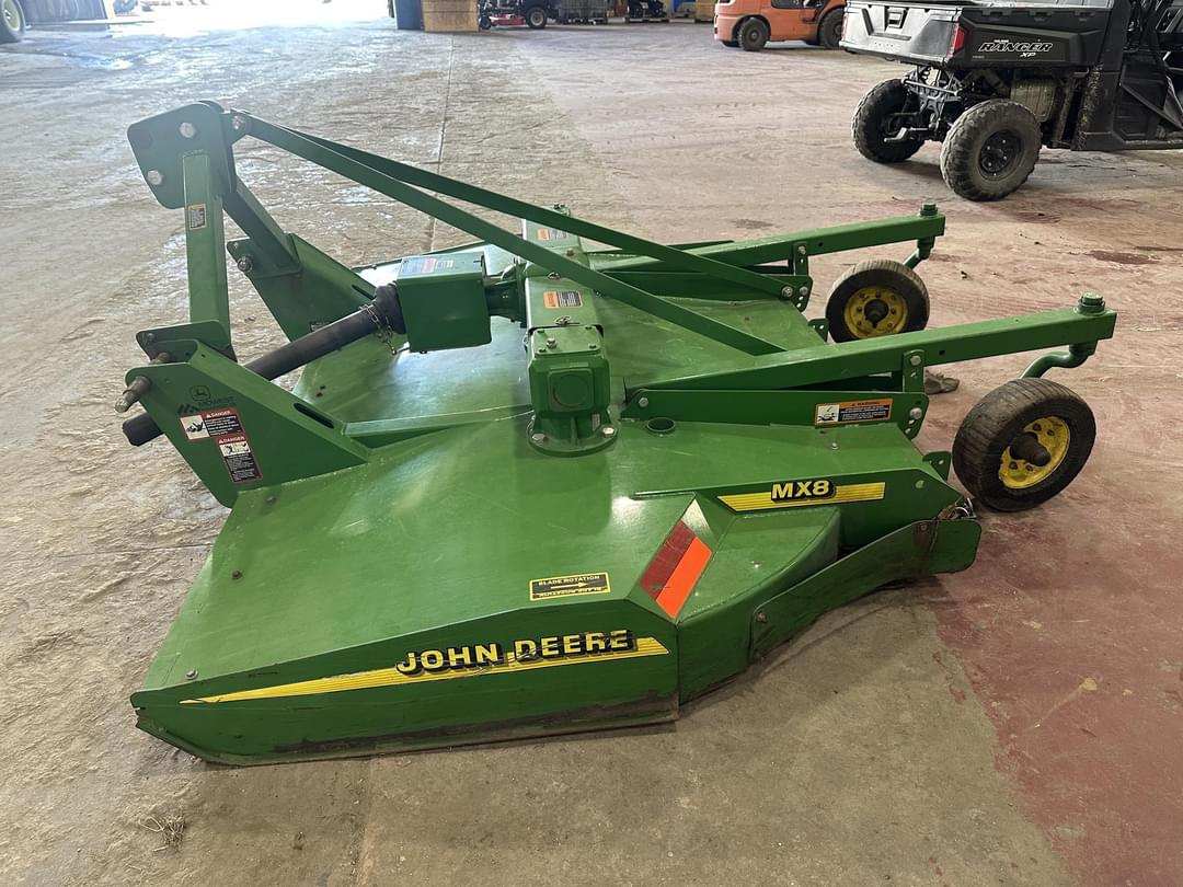 Image of John Deere MX8 Primary image
