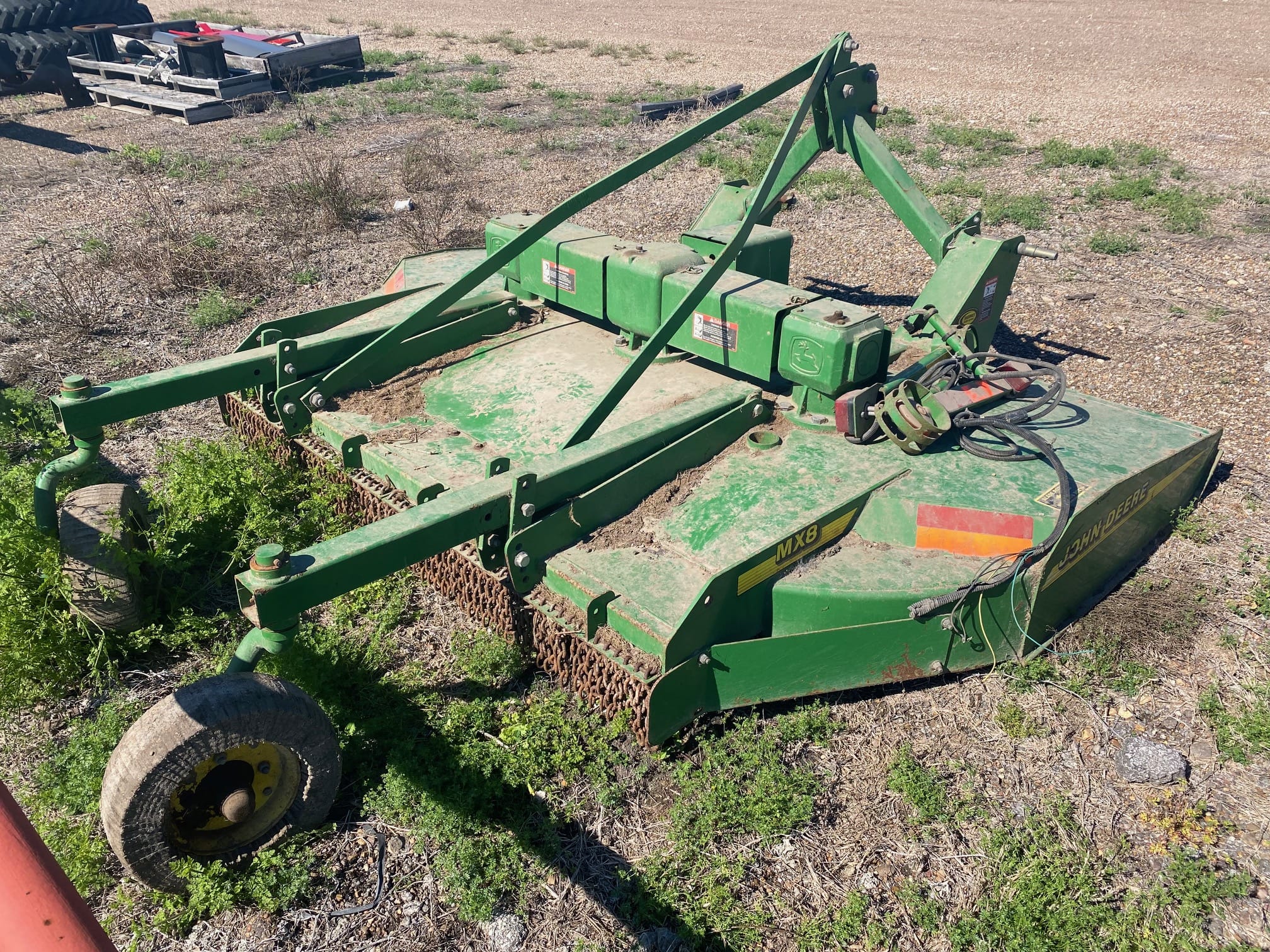 2012 John Deere MX8 Equipment Image0