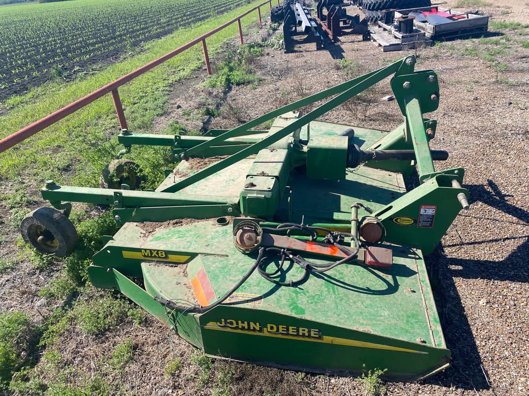 Image of John Deere MX8 Image 1
