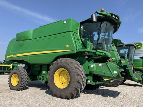 Main image John Deere S550