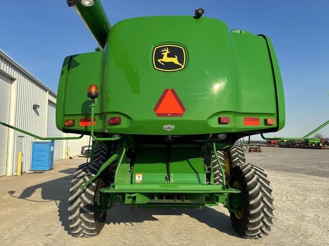 Image of John Deere S550 equipment image 4