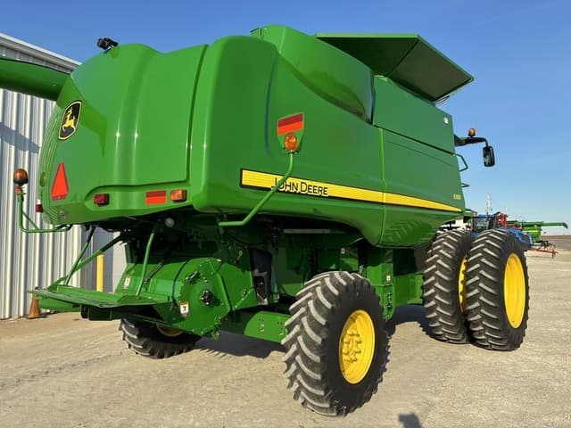 Image of John Deere S550 equipment image 3