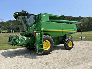 Main image John Deere S550 1