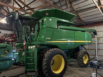 Main image John Deere S550