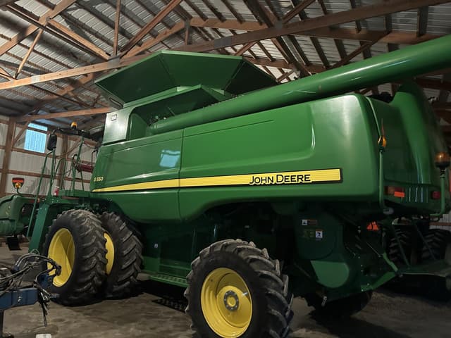 Image of John Deere S550 equipment image 1