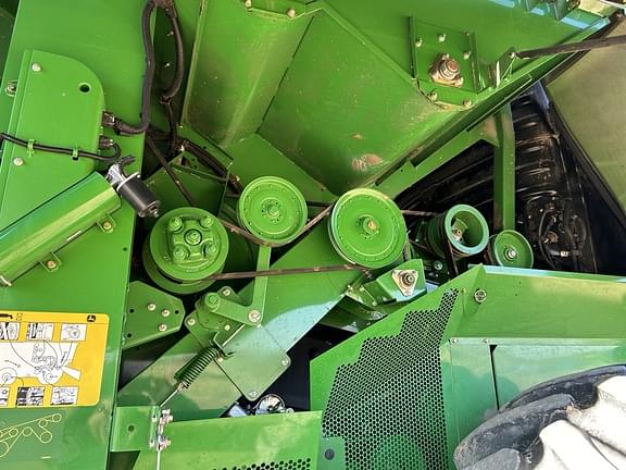 Image of John Deere S550 equipment image 1