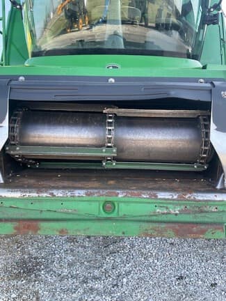 Image of John Deere S550 equipment image 3