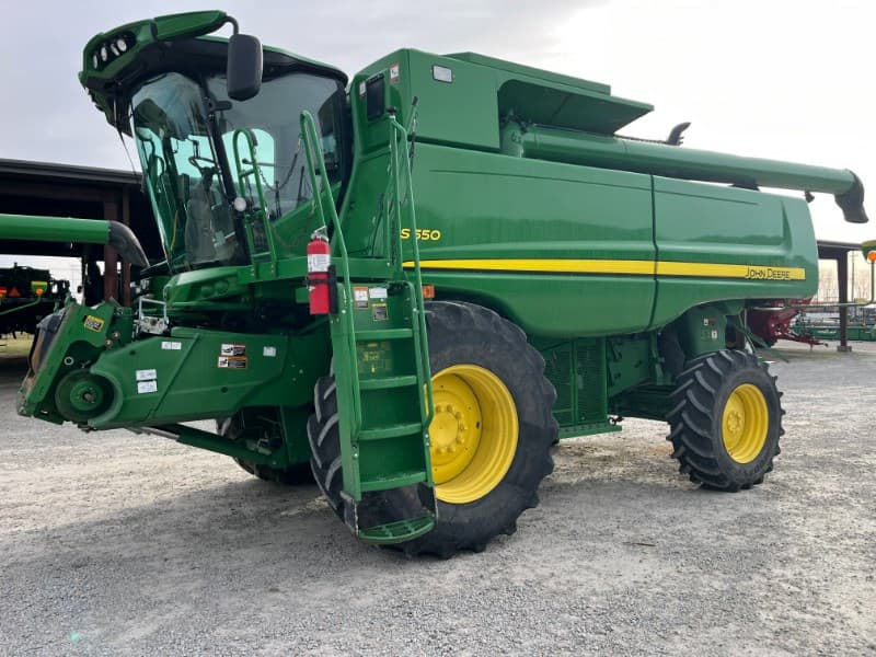 Image of John Deere S550 Primary image