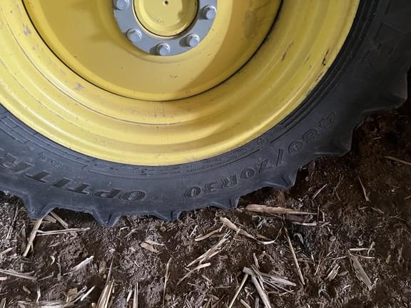Image of John Deere S660 equipment image 3