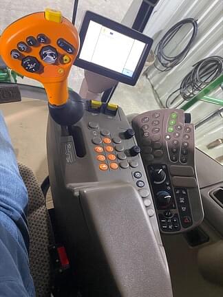 Main image John Deere S660 33