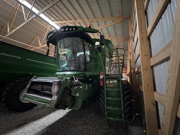 Image of John Deere S660 equipment image 2