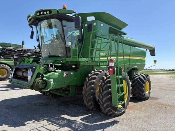 2012 John Deere S660 Equipment Image0