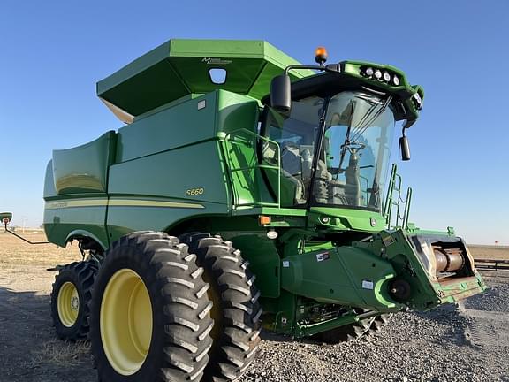 Image of John Deere S660 equipment image 2